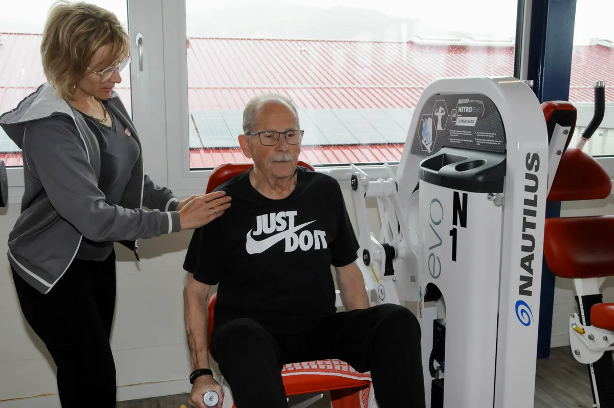 Krafttraining unter Anleitung.